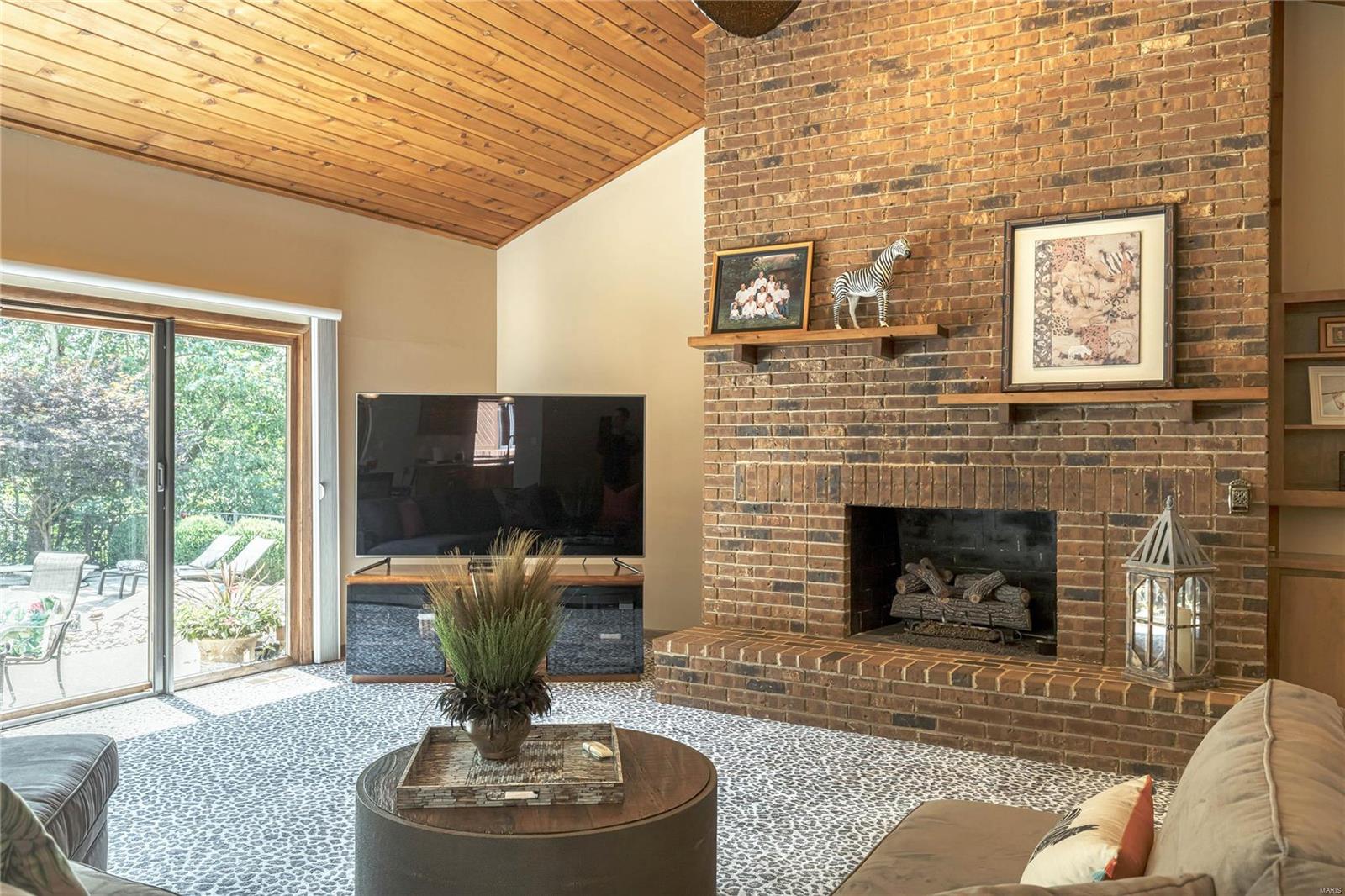 Topping Manor 2 - Residential