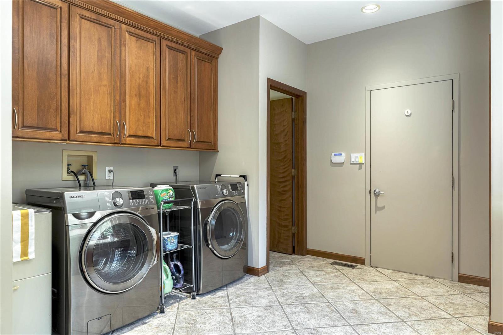 Topping Manor 2 - Residential