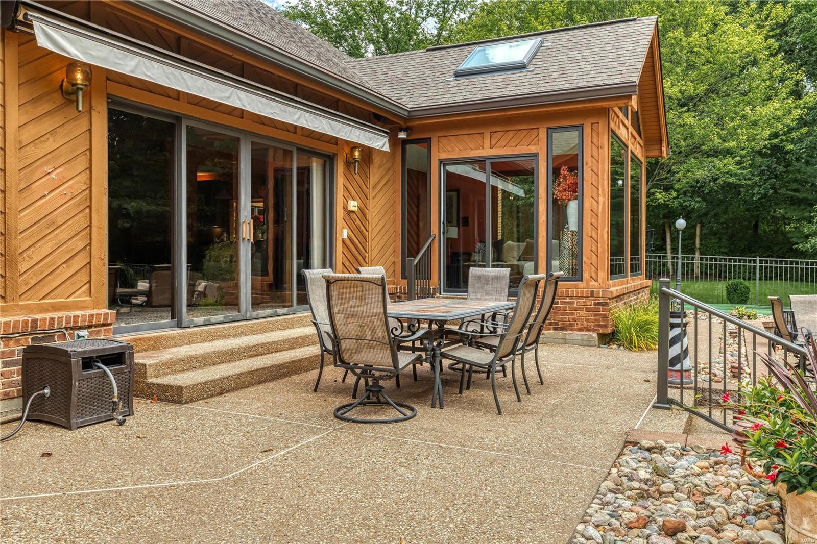 Topping Manor 2 - Residential