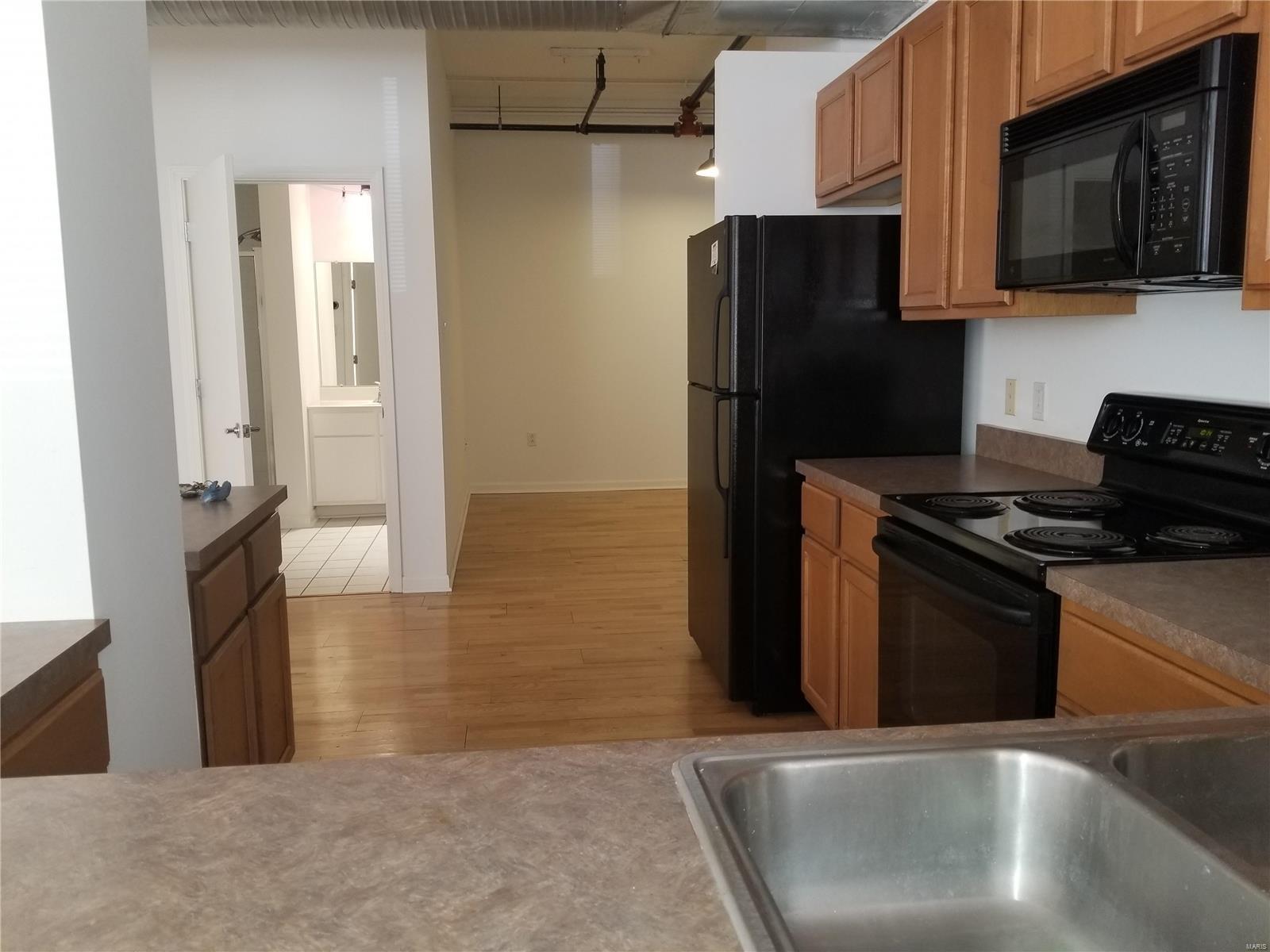 Terra Cotta Loft - Residential Lease