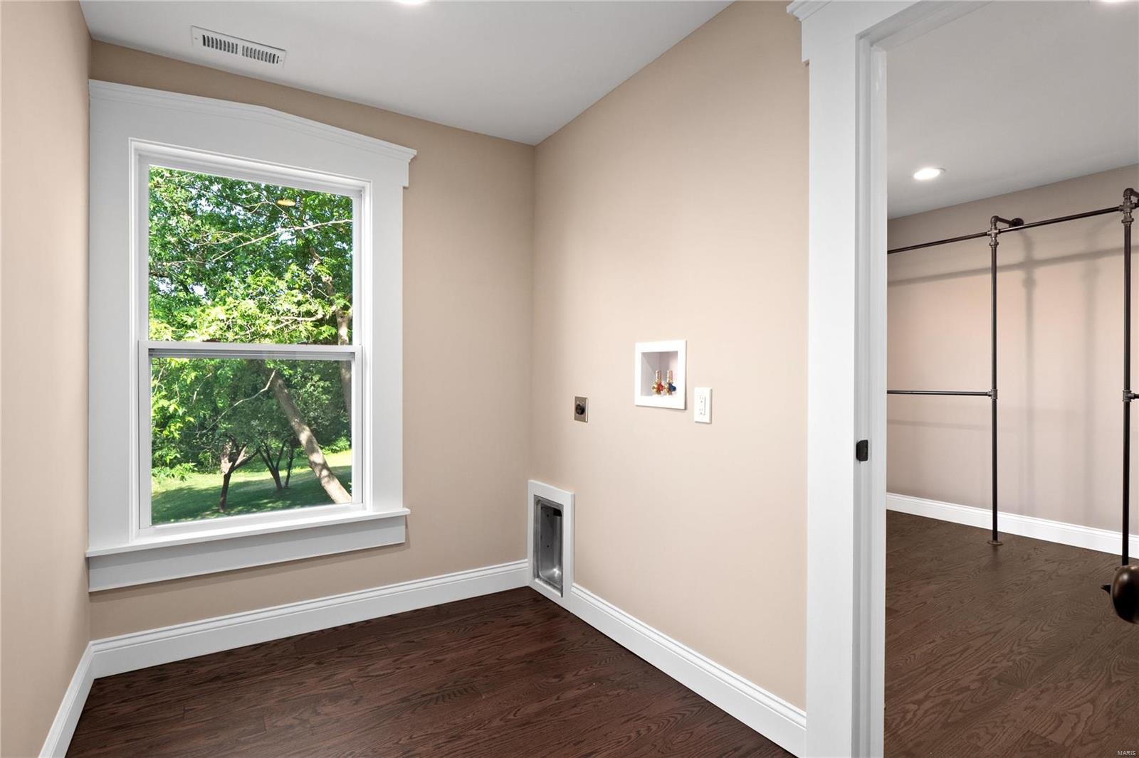 Hi Pt Ac - Residential