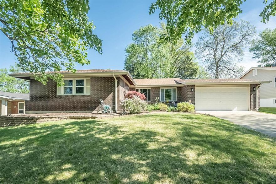 3 Bd/2 Bath 2,000 sq ft Ranch in Desirable Location!  Enter this charming home thru the tiled foyer. You will step into a large living room with hardwood floors, and newer windows. The kitchen has new appliances that stay with the home.  The dining room/breakfast room/great room (whatever your needs are) is located right off the kitchen.  It includes hardwood floors a skylight and also opens to the sunroom.  Great sight lines and Perfect for entertaining.  The sunroom is heated and cooled with vaulted ceilings and tile floors.  The slider opens to the new patio and great yard.  Master bedroom includes a full bath with large vanity, skylight, tile floors and large walk in closet.  You will find 2 additional bedrooms and an updated bath on the main level.  The basement is unfinished & ready for your touches.  2 car garage with workshop area.  Numerous updates, central location and easy access to highways! Just steps away from the elementary school & playground! 1 yr Home Owners Warranty Additional Rooms: Sun Room