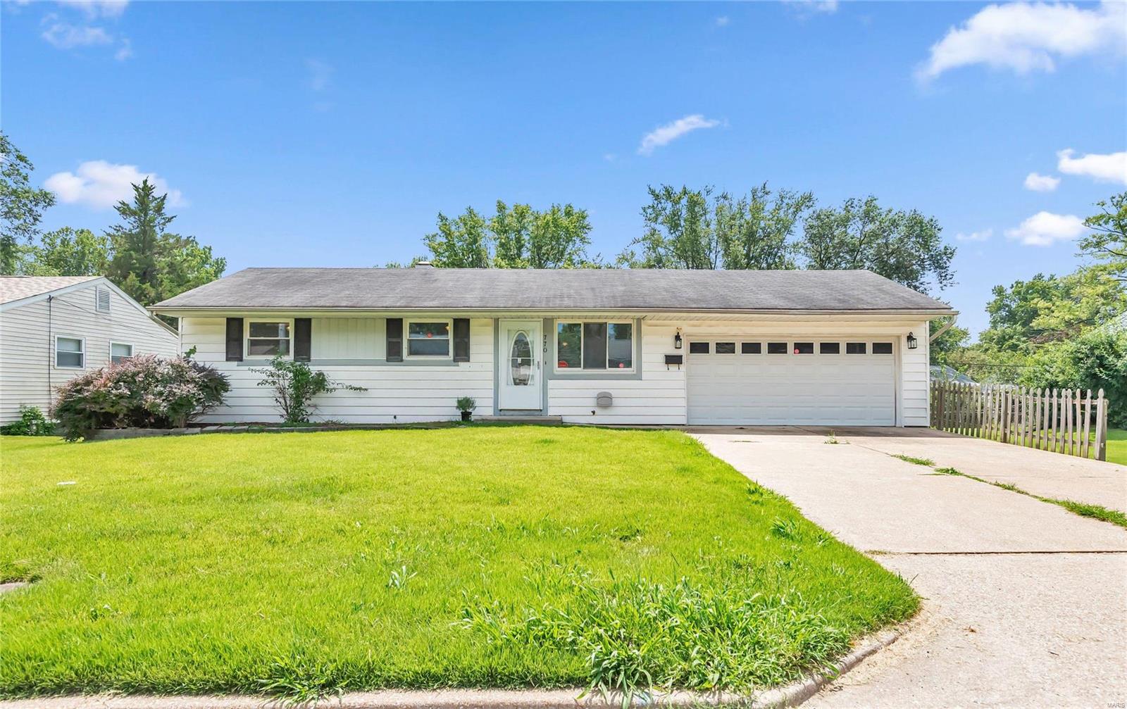 View Florissant, MO 63031 house