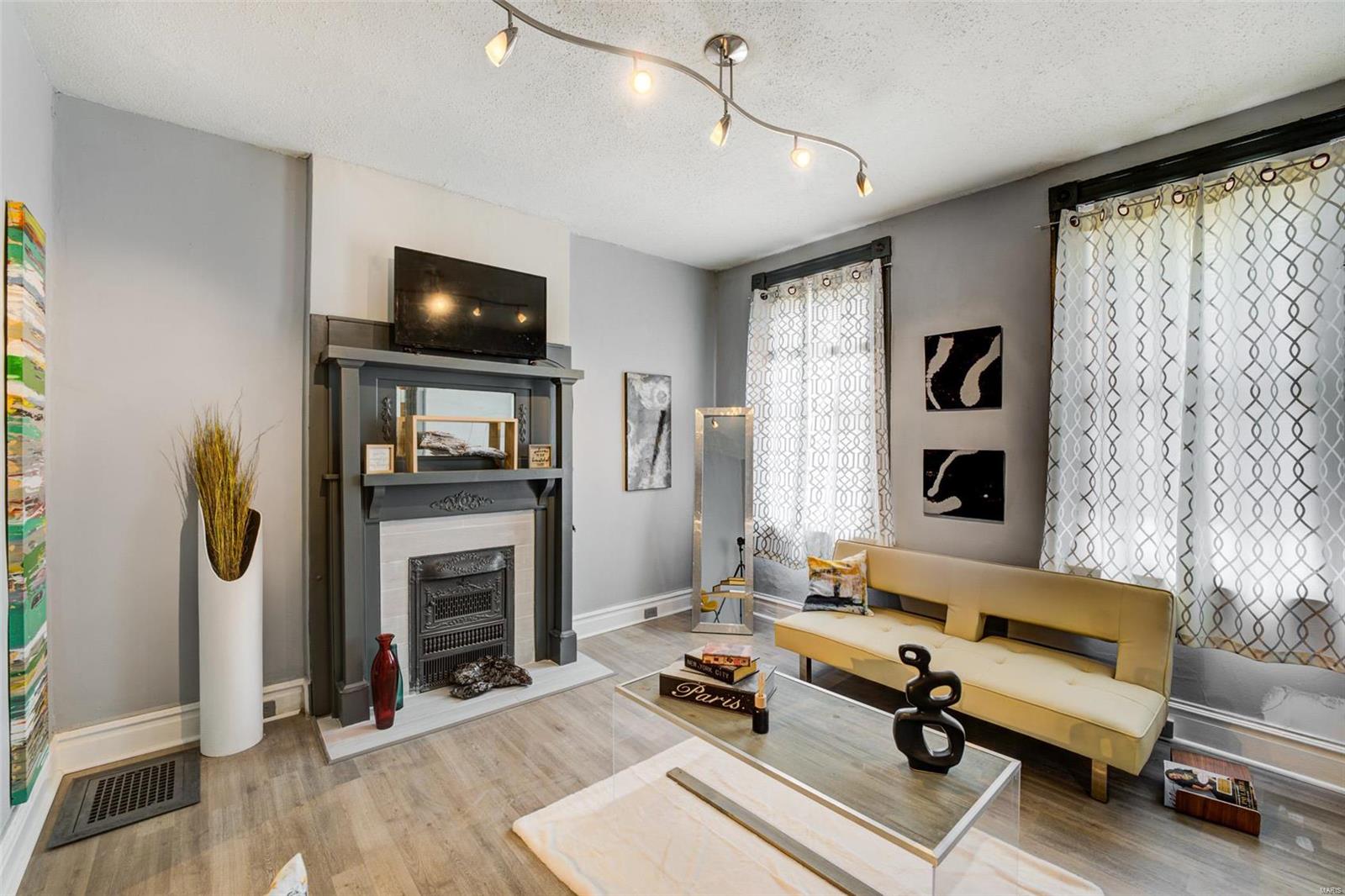 City/St Louis - Residential