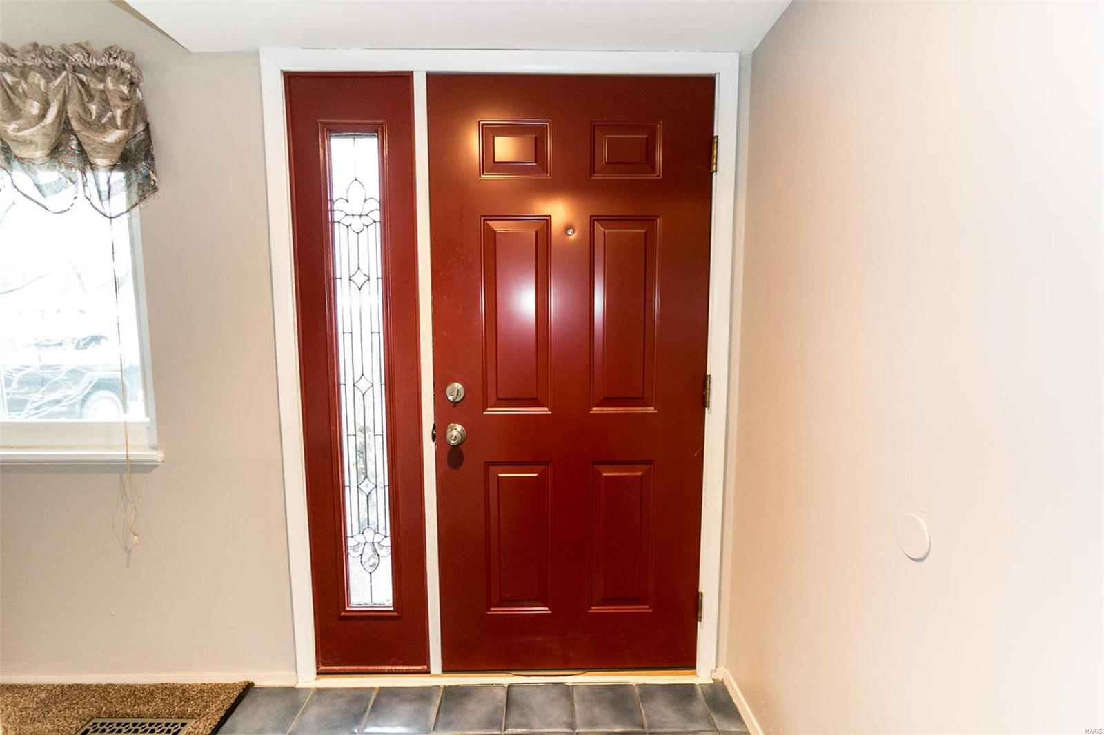 Florissant, Missouri 63033, United States, 3 Bedrooms Bedrooms, ,2 BathroomsBathrooms,Residential,Pending,25675