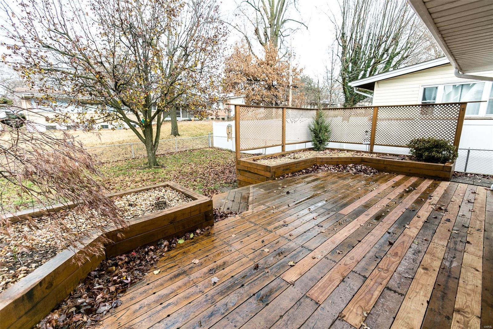 Florissant, Missouri 63033, United States, 3 Bedrooms Bedrooms, ,2 BathroomsBathrooms,Residential,Pending,25675