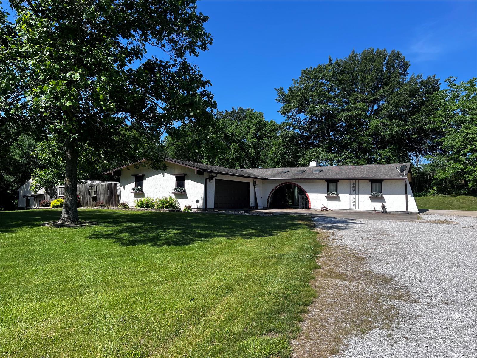 La Bella Vists - Residential