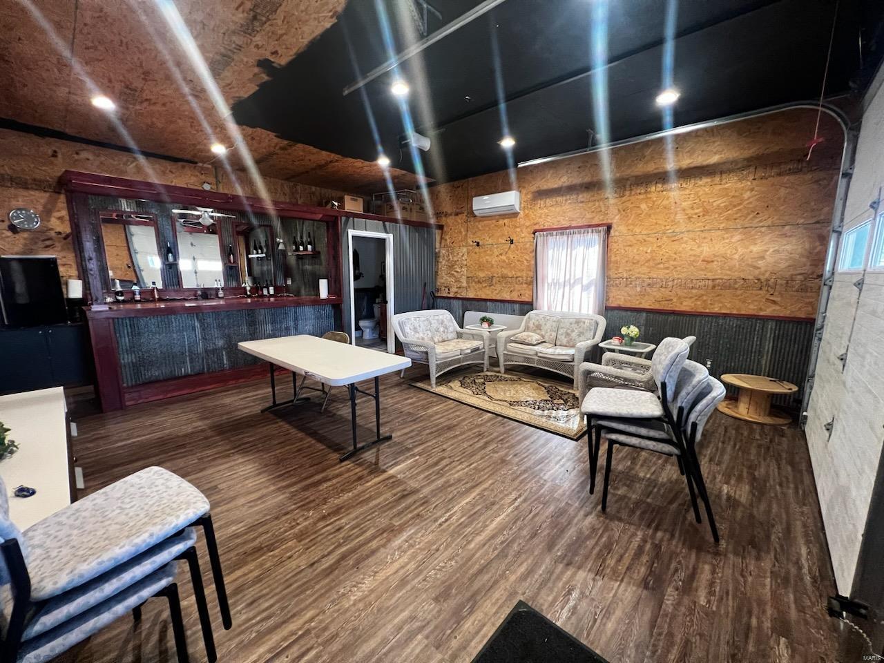 La Bella Vists - Residential