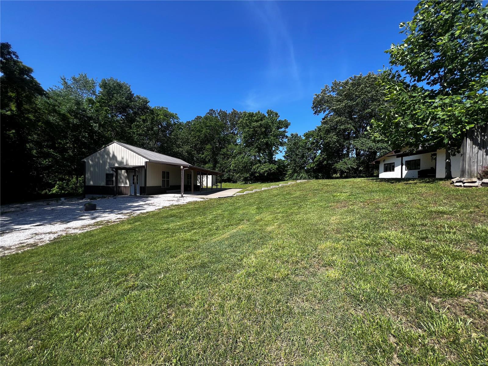 La Bella Vists - Residential