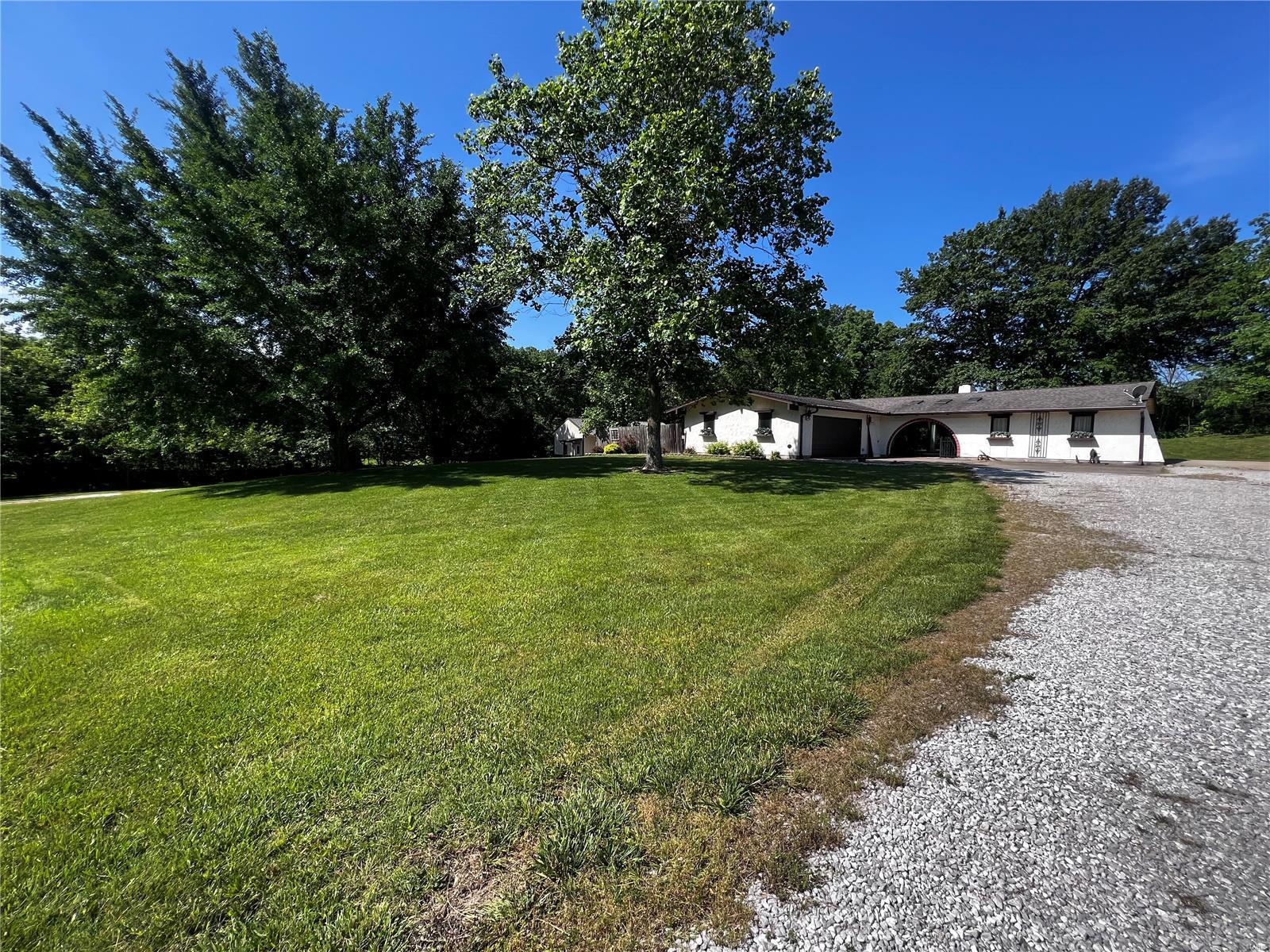 La Bella Vists - Residential