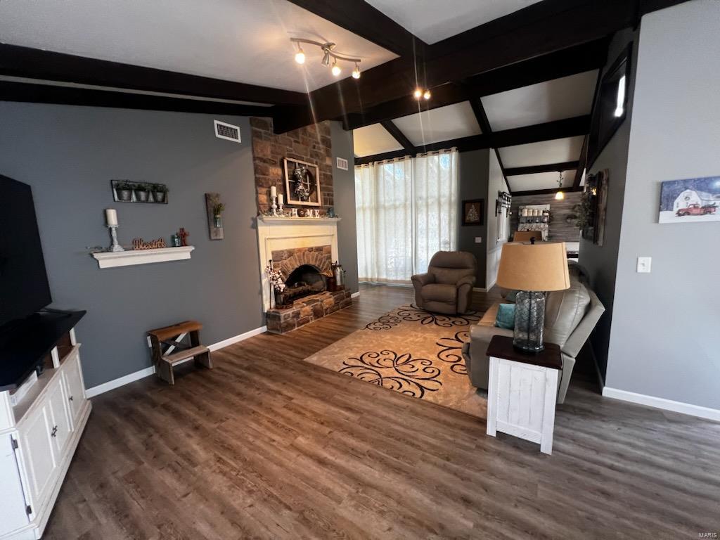 La Bella Vists - Residential