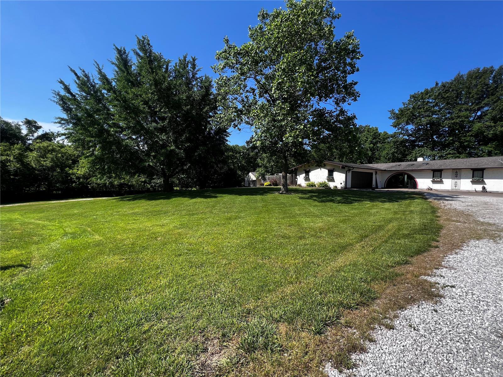 La Bella Vists - Residential