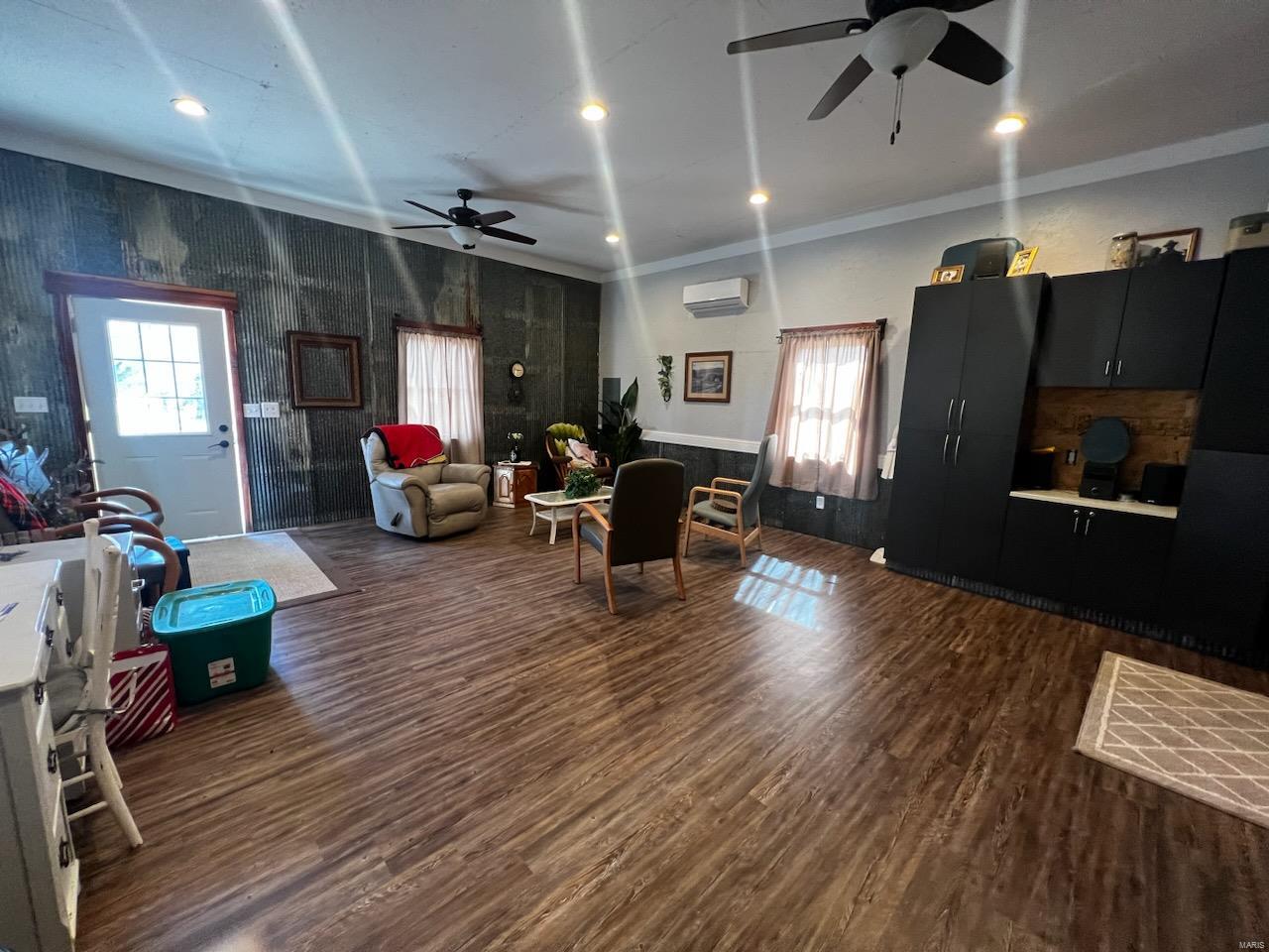 La Bella Vists - Residential