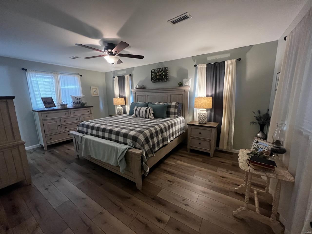 La Bella Vists - Residential