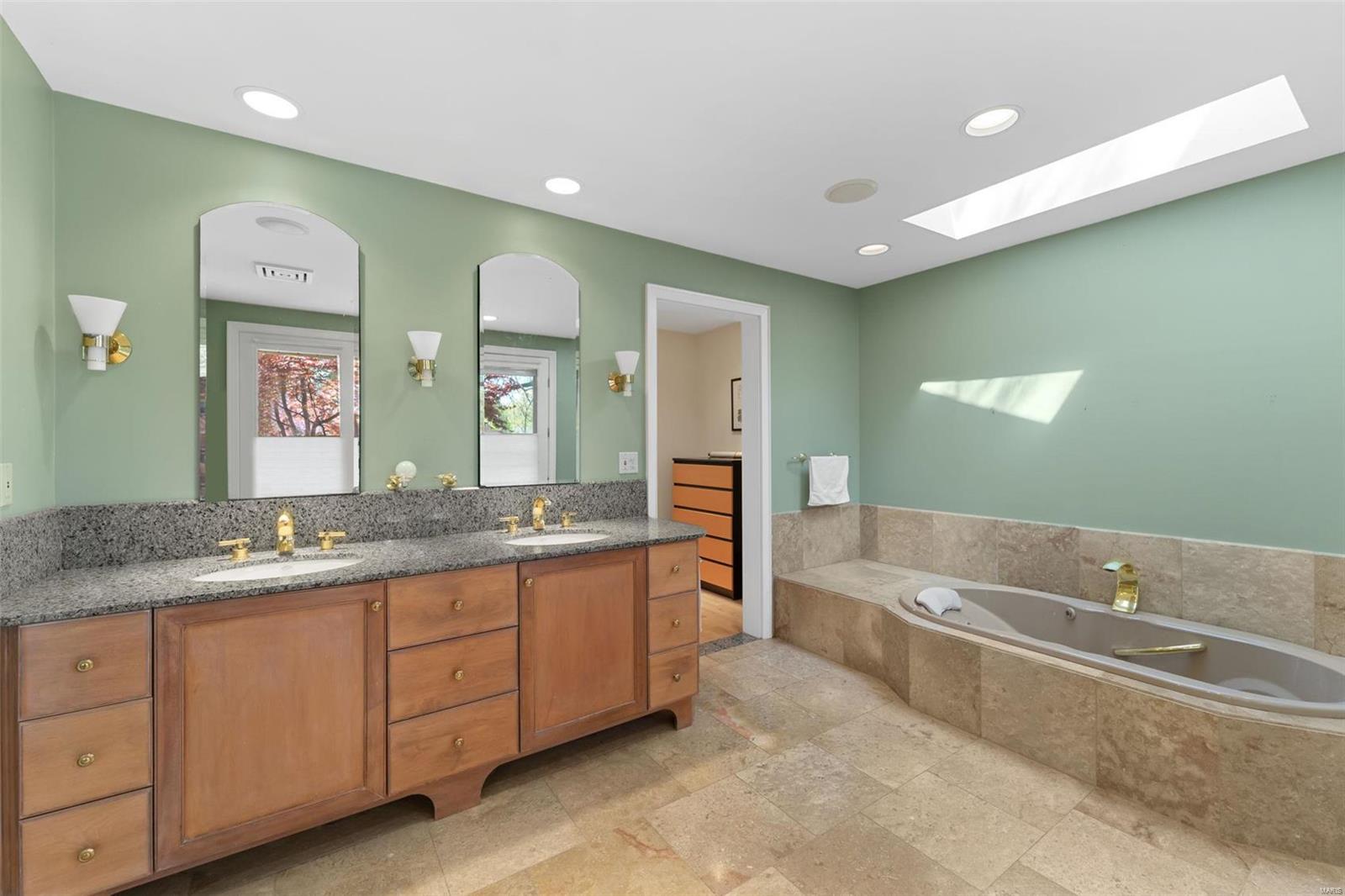 Ladue Spoede Estates - Residential