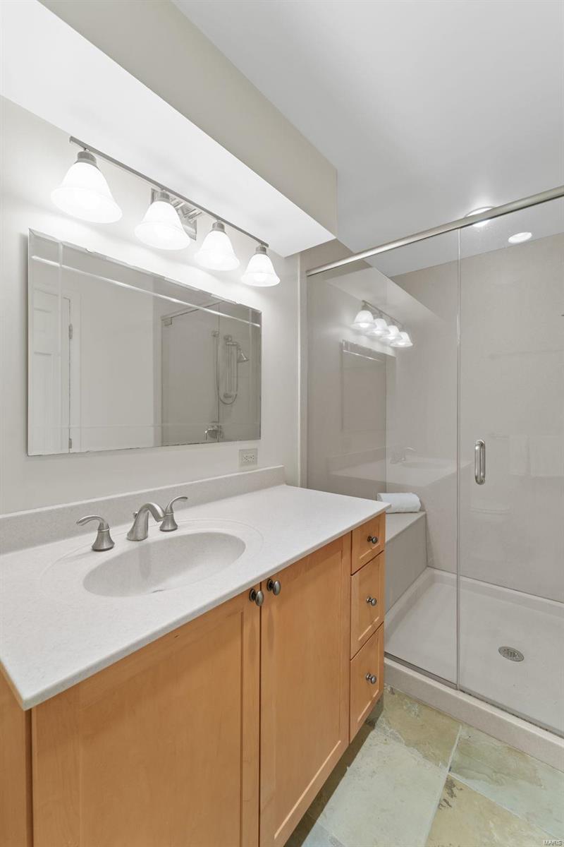 Ladue Spoede Estates - Residential