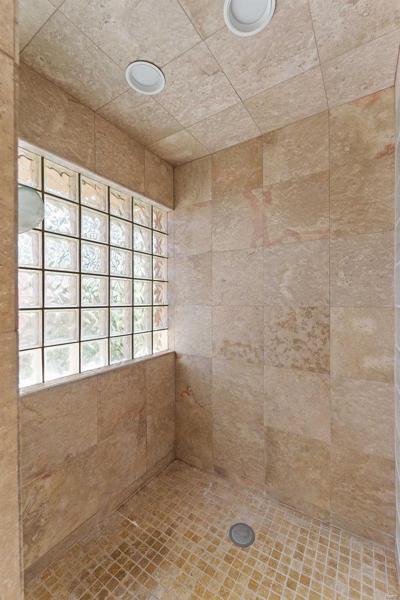 Ladue Spoede Estates - Residential