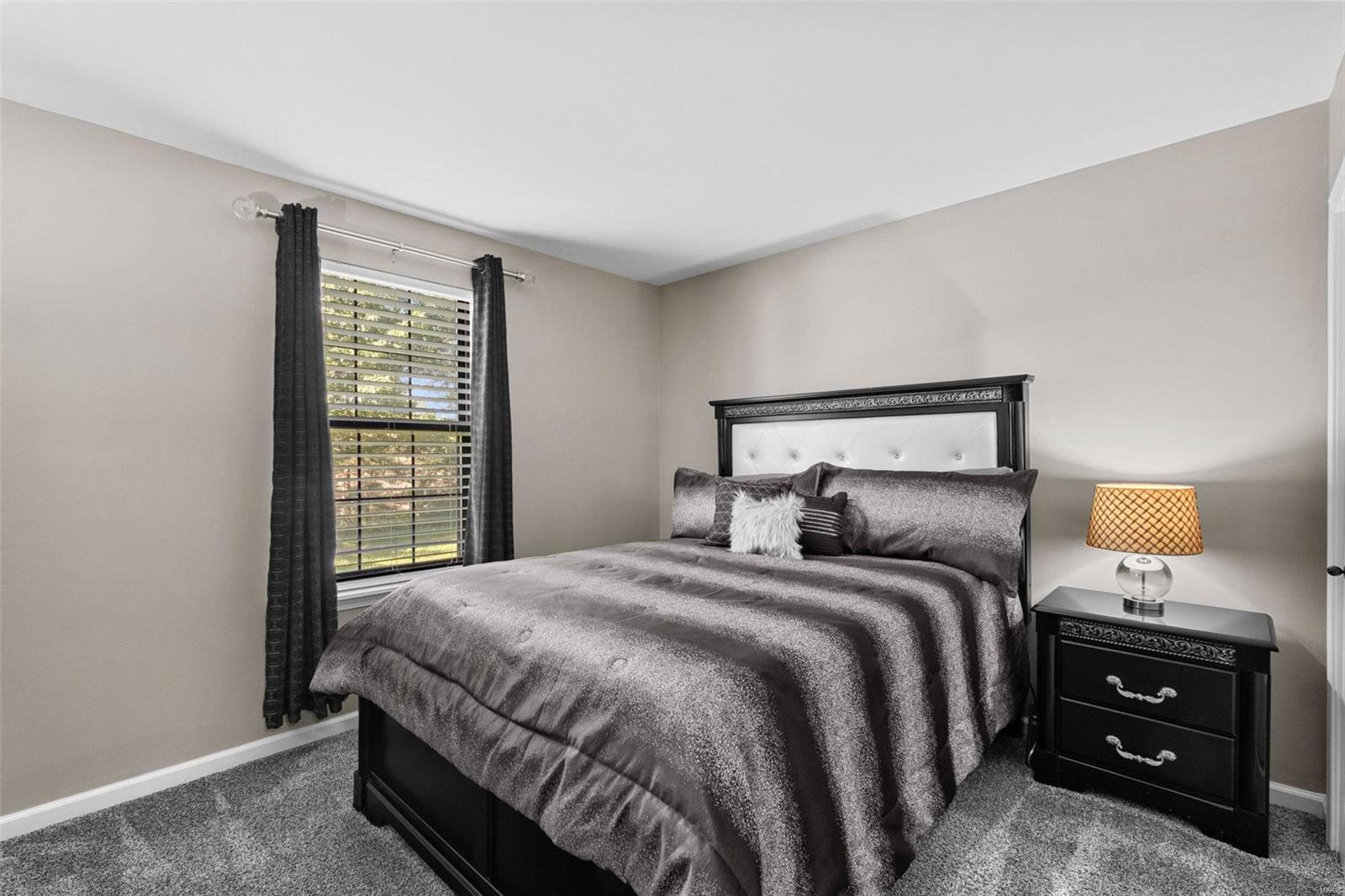 Arrowhead Condo Fourth Amd - Residential