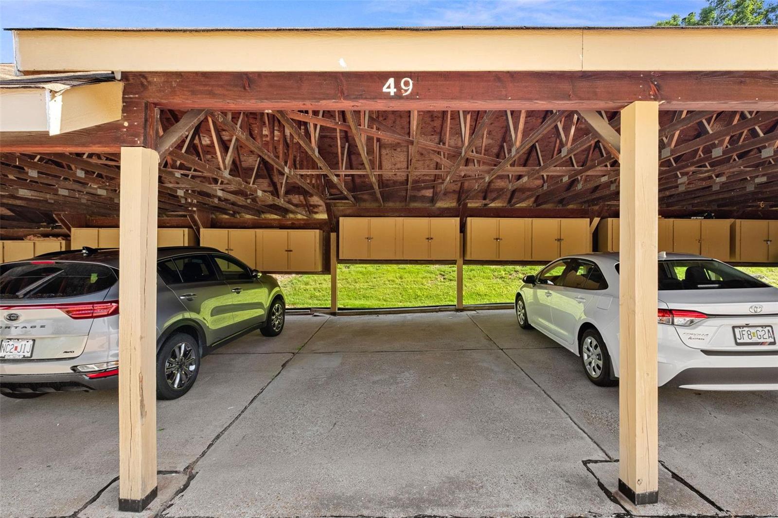 Arrowhead Condo Fourth Amd - Residential