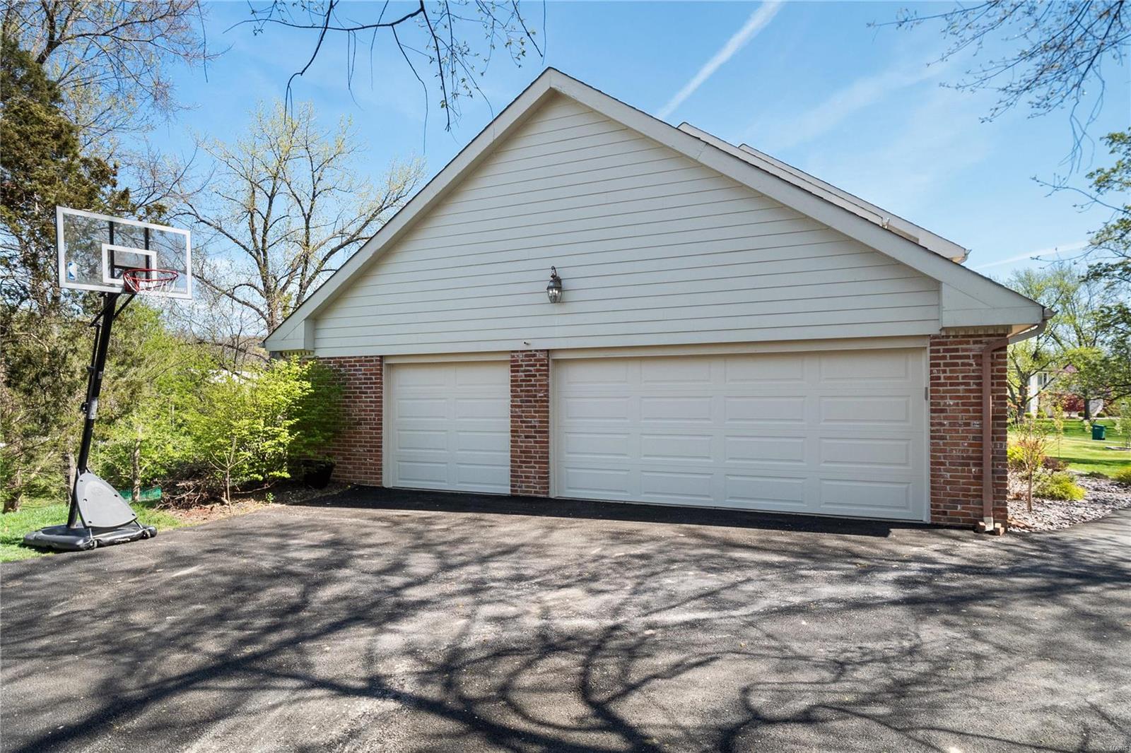 Millfield Add Lt 12 & Common - Residential