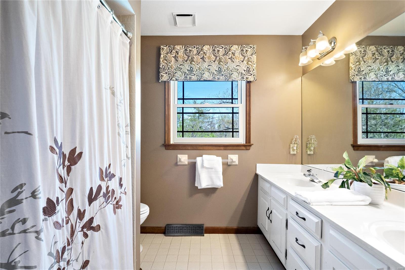 Millfield Add Lt 12 & Common - Residential