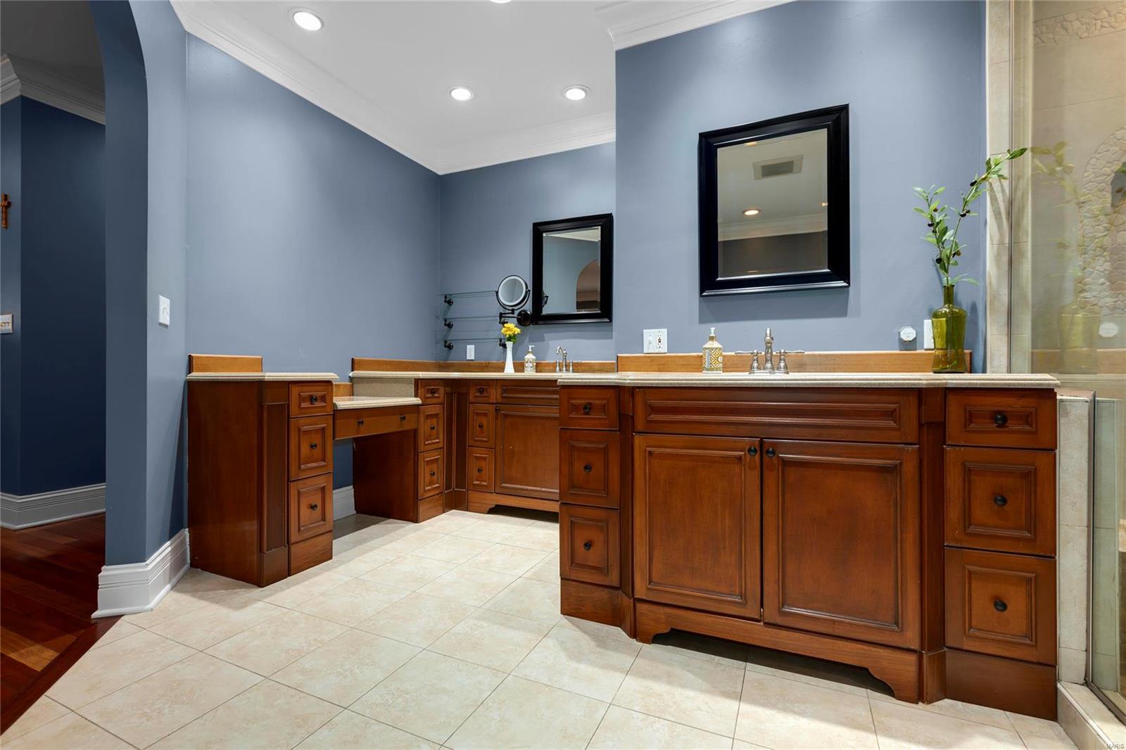 Hickory Woods - Residential