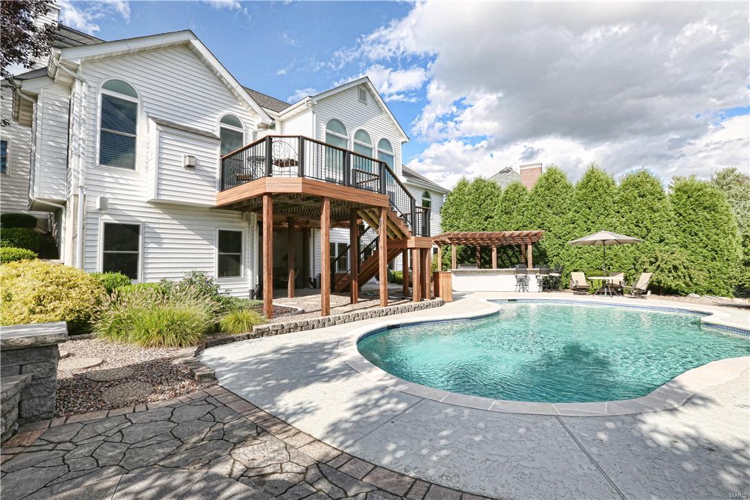 Eagle Crest - Residential