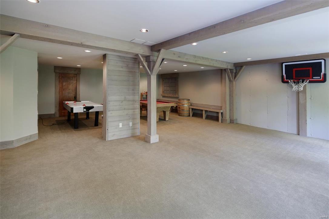 Ballas Courts - Residential