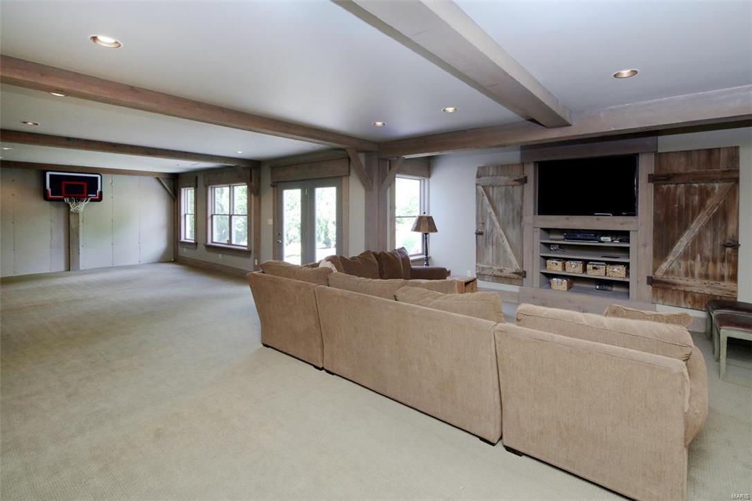 Ballas Courts - Residential