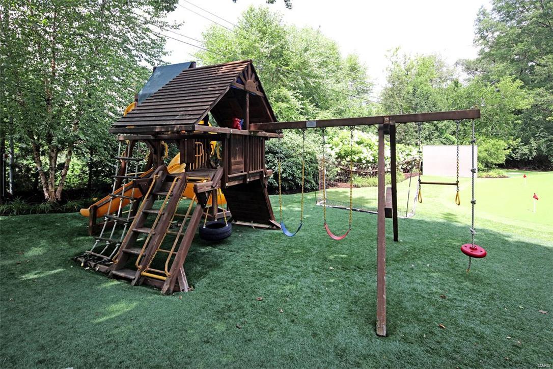 Ballas Courts - Residential