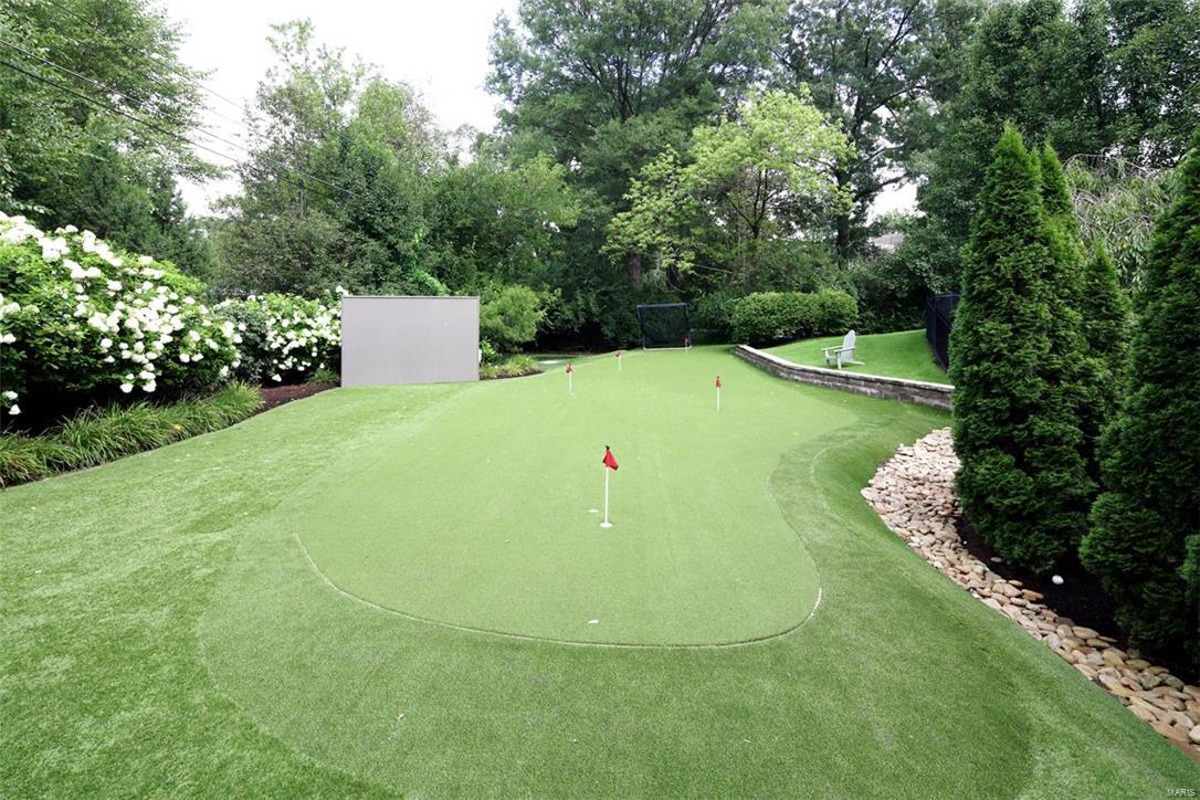 Ballas Courts - Residential