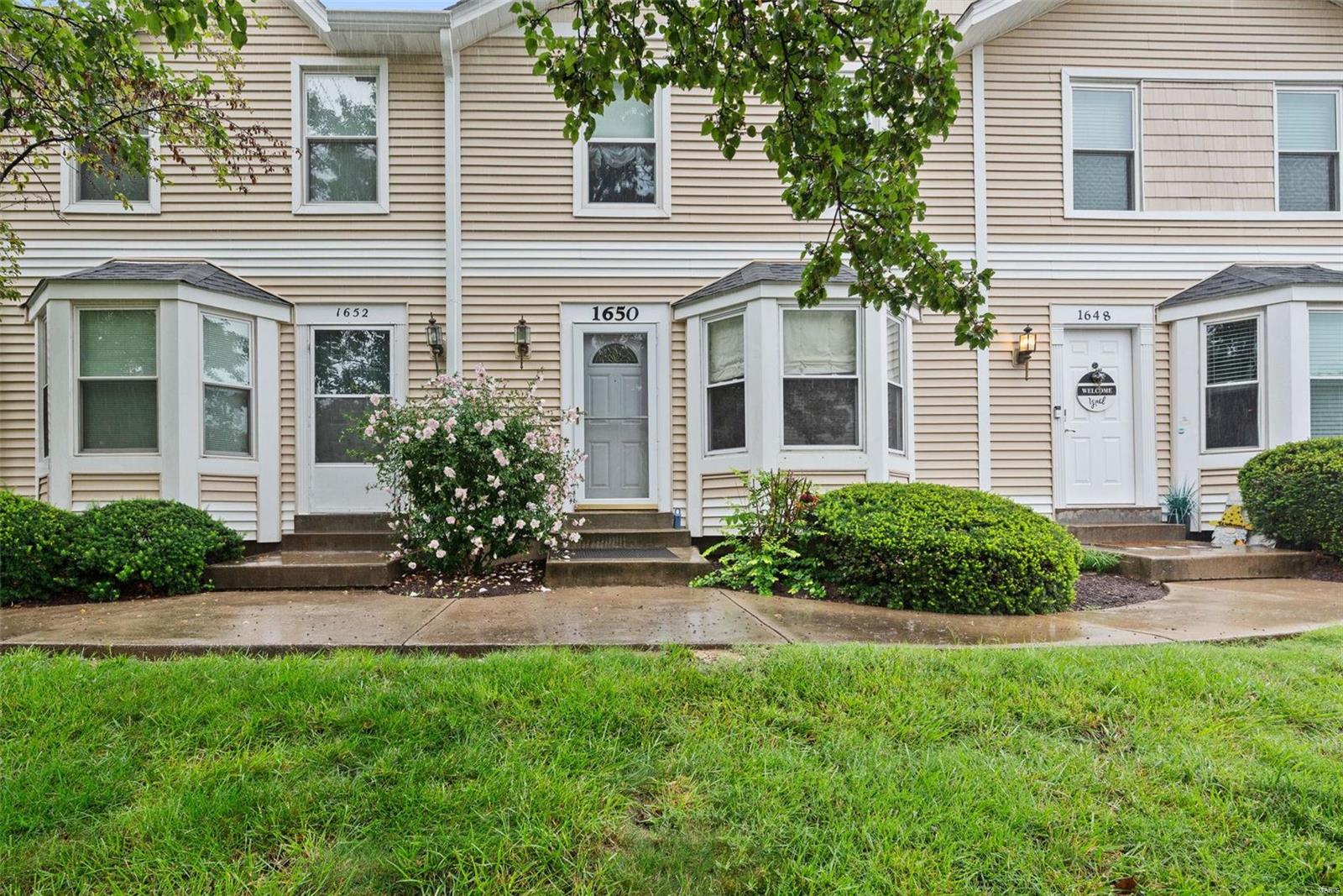 View St Charles, MO 63303 townhome