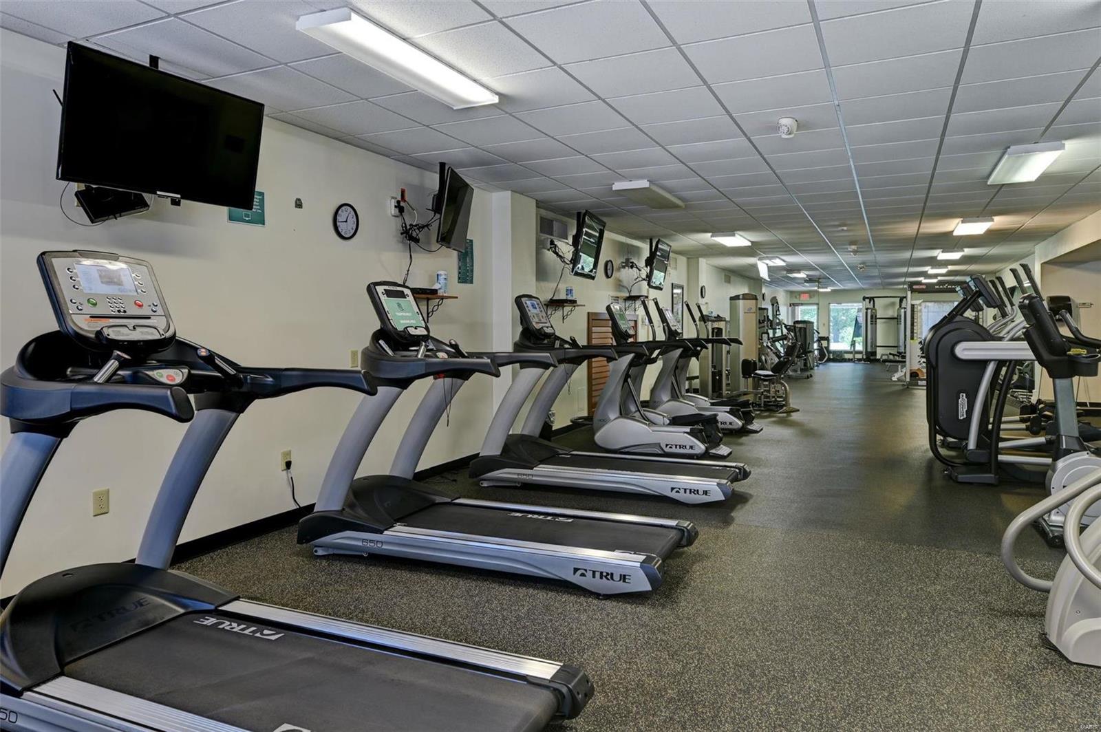 Villas At Meadowbrook - Residential