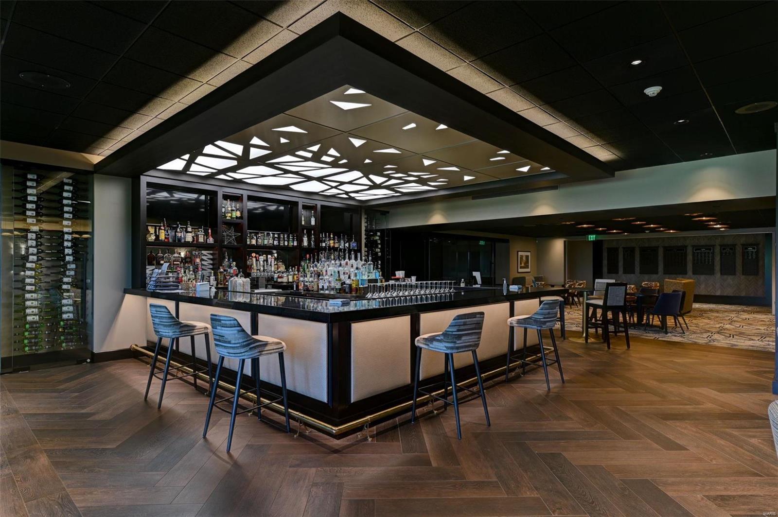 Villas At Meadowbrook - Residential