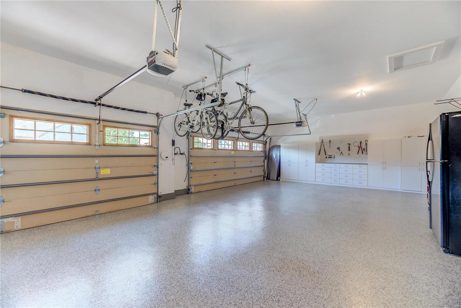 Villas At Meadowbrook - Residential