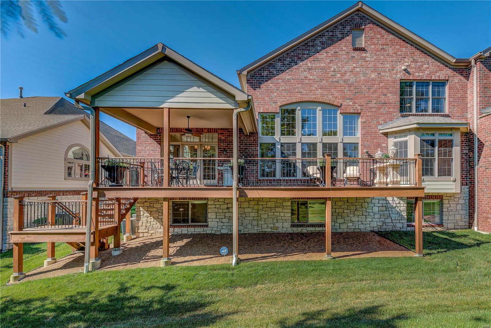 Villas At Meadowbrook - Residential