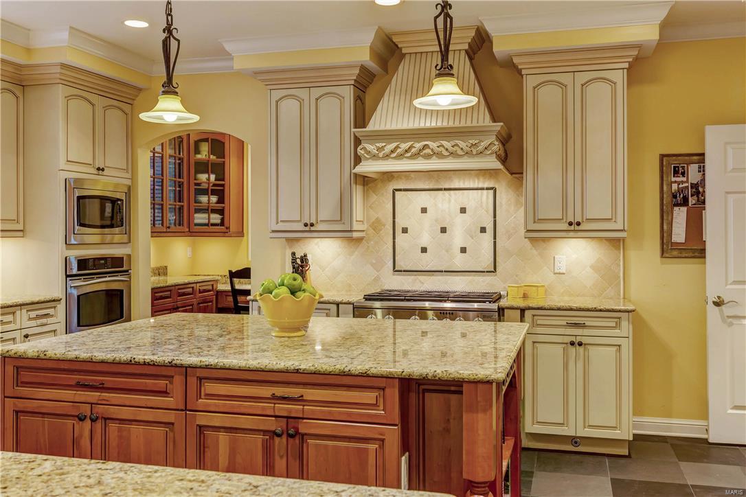 Falzone's & Francis Avenue Vac Pt - Residential