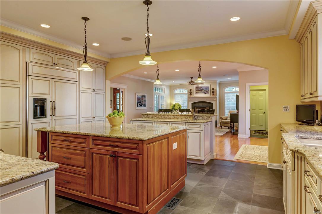 Falzone's & Francis Avenue Vac Pt - Residential