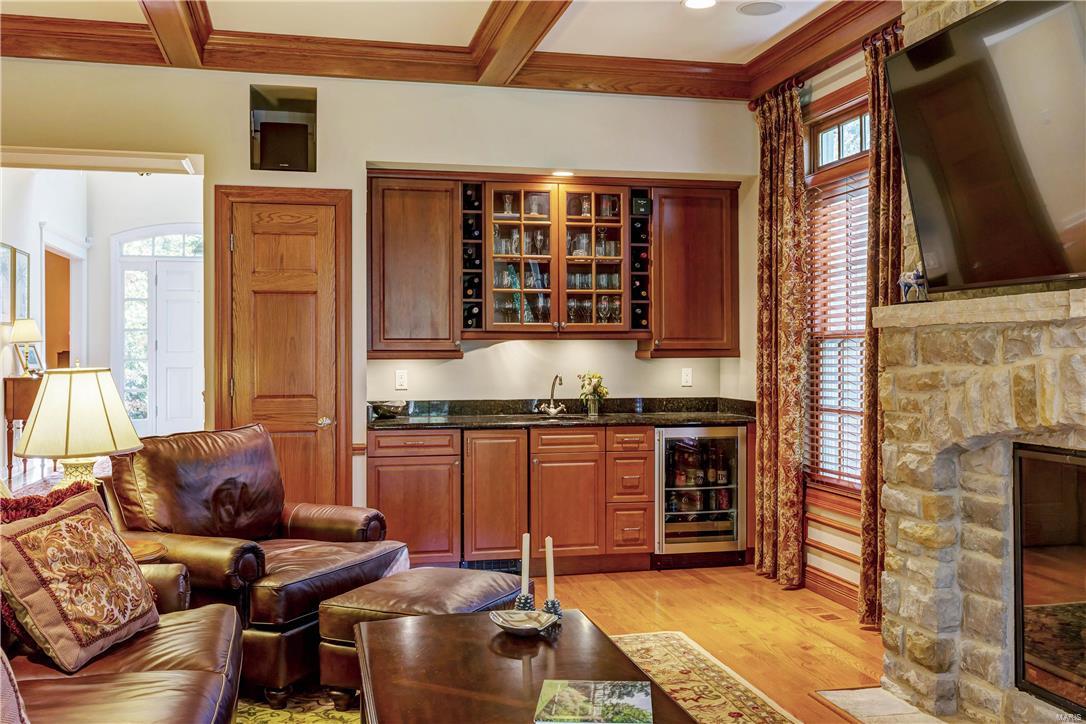 Falzone's & Francis Avenue Vac Pt - Residential