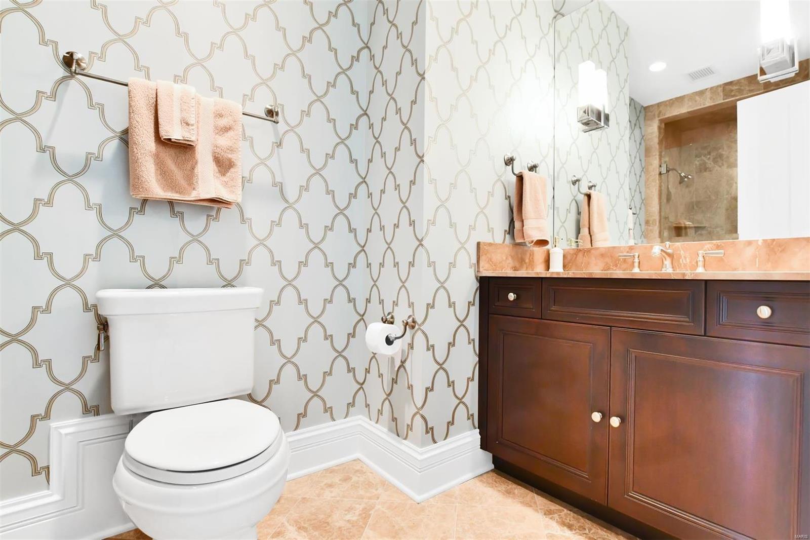 Plaza In Clayton A Condo The - Residential