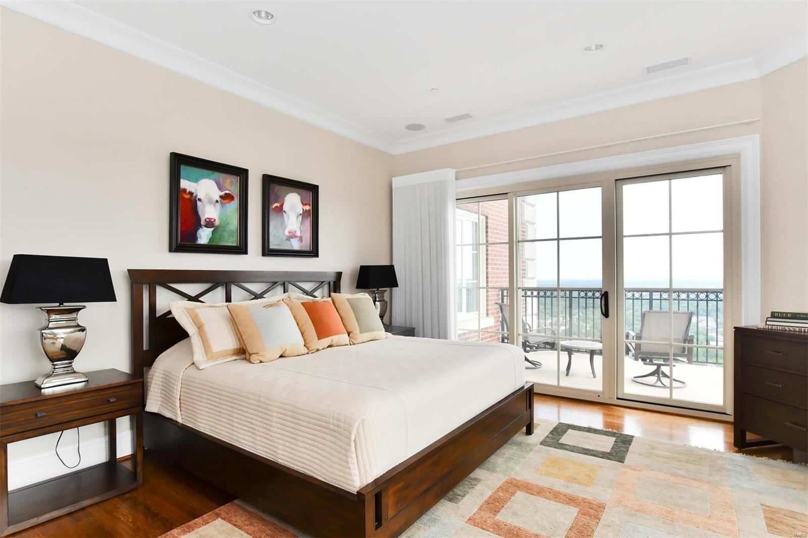 Plaza In Clayton A Condo The - Residential