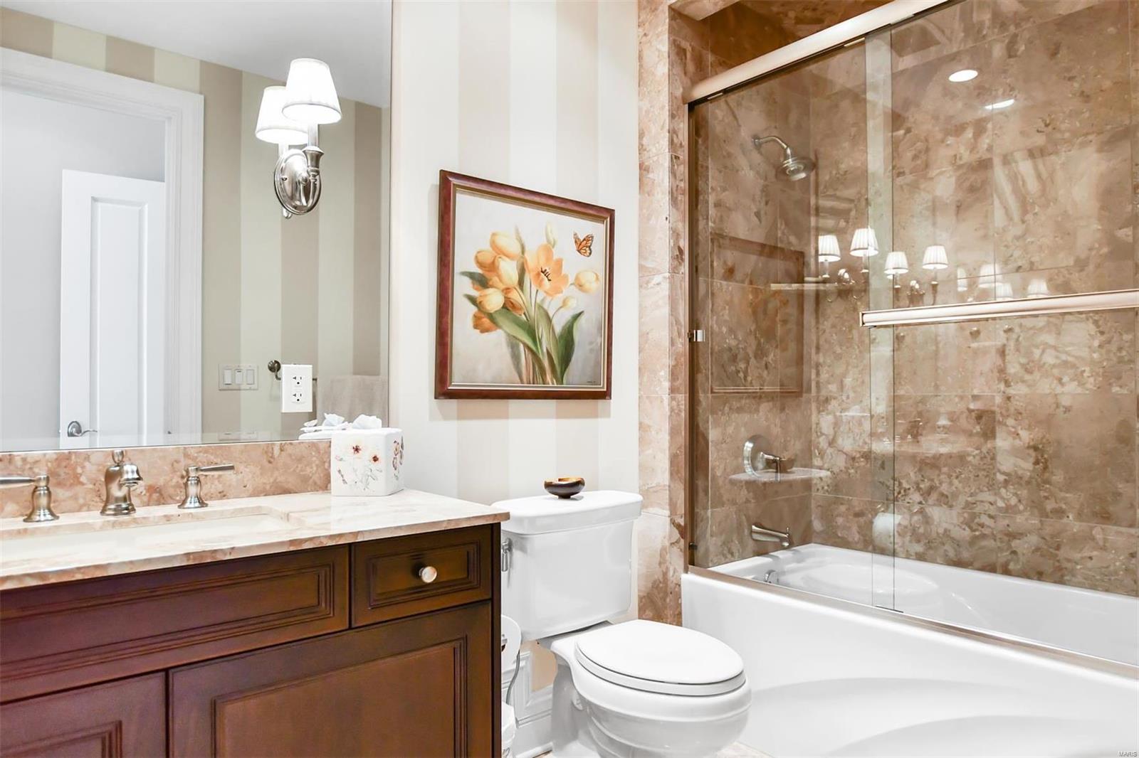 Plaza In Clayton A Condo The - Residential