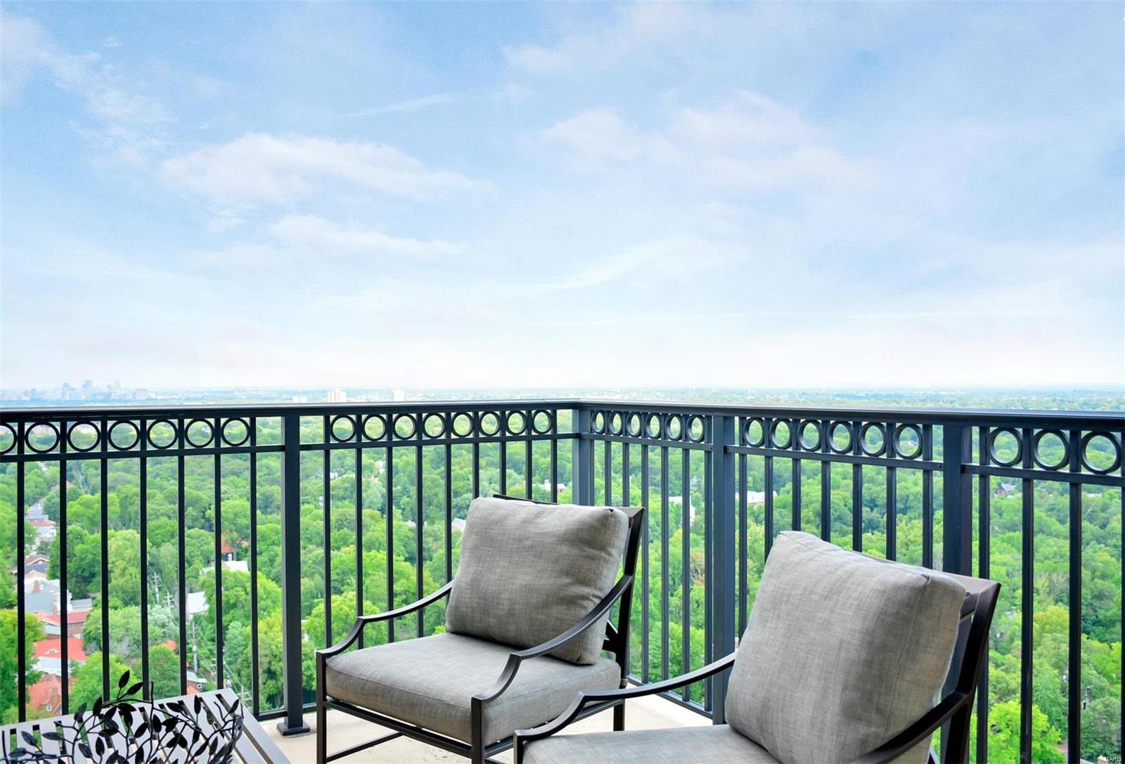 Plaza In Clayton A Condo The - Residential