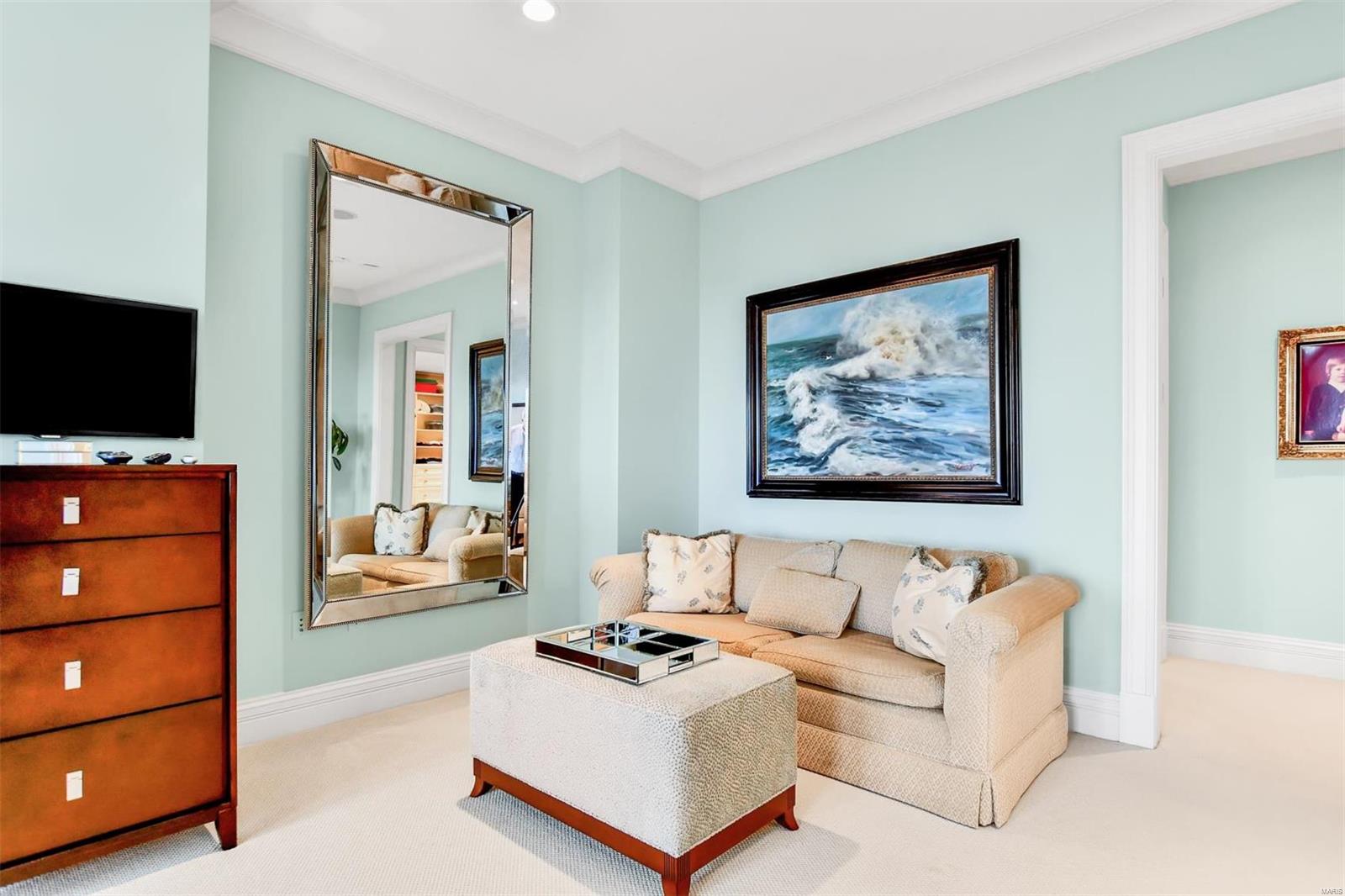 Plaza In Clayton A Condo The - Residential