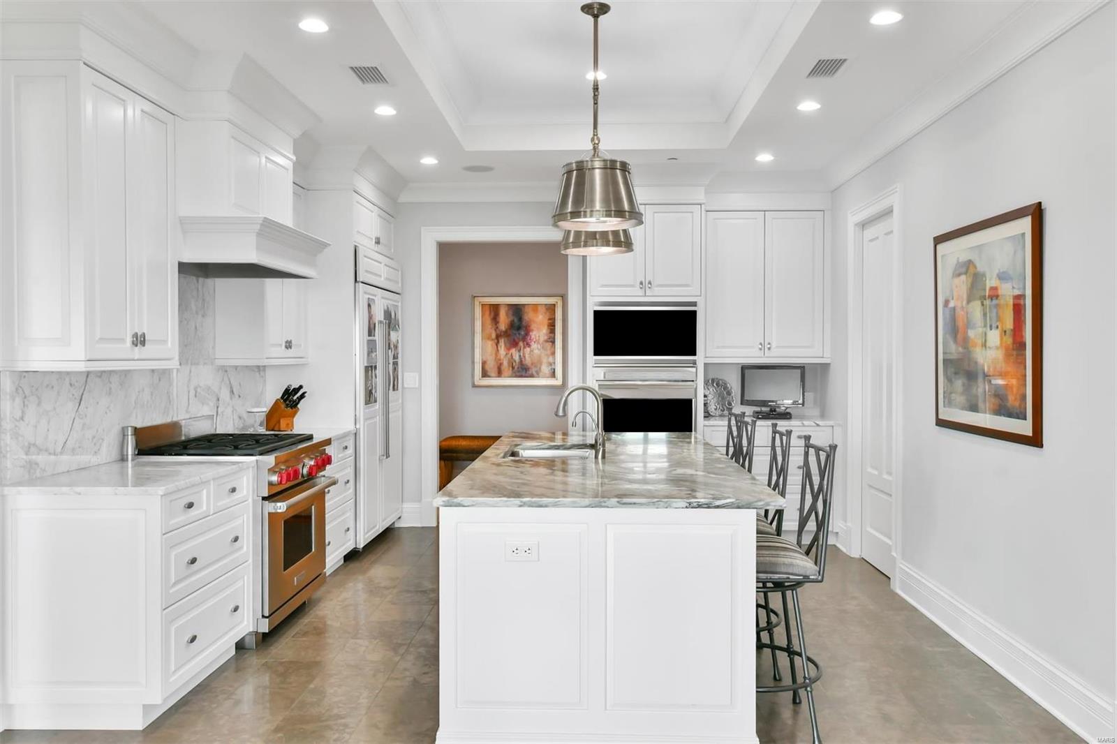 Plaza In Clayton A Condo The - Residential