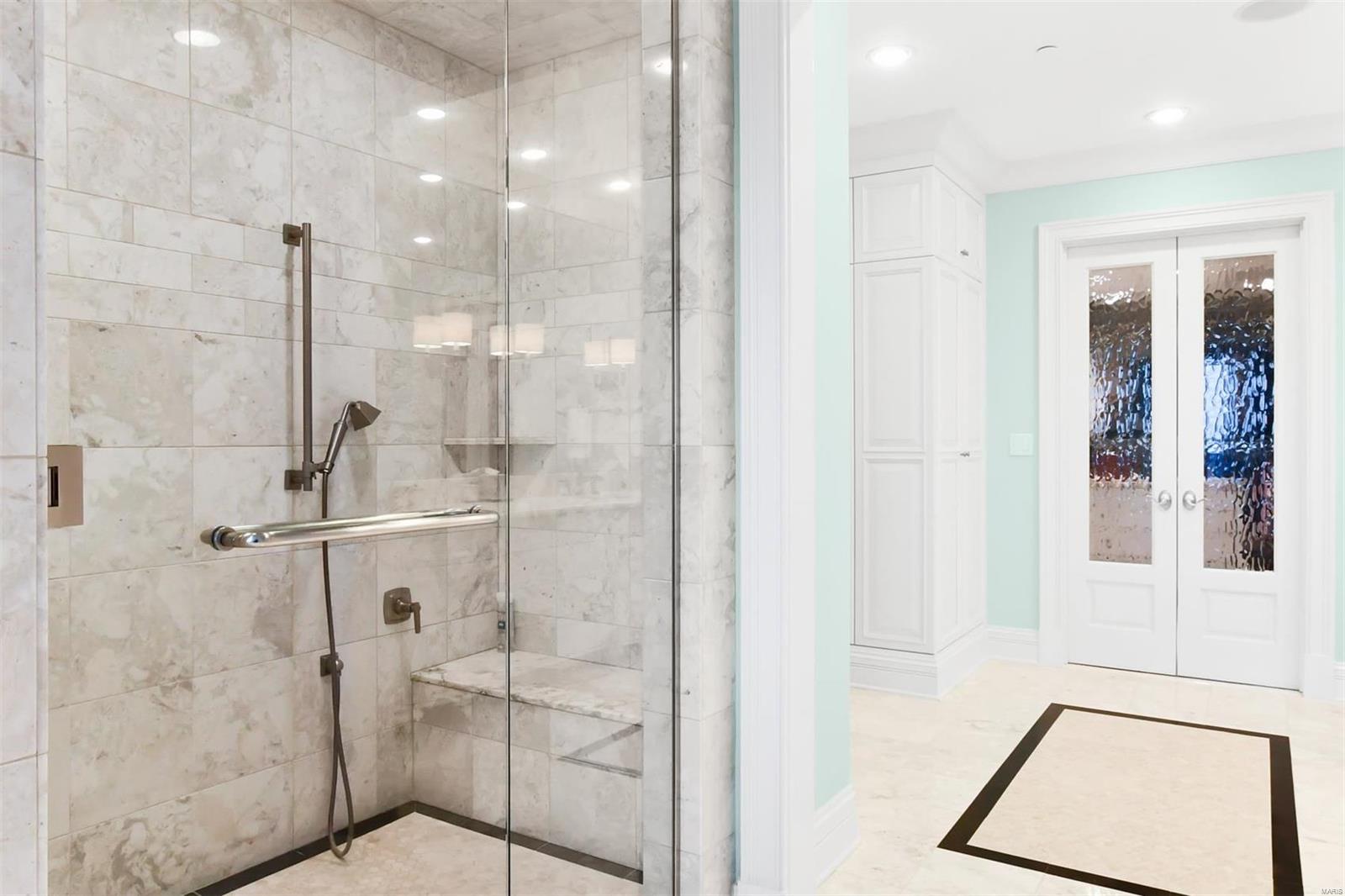 Plaza In Clayton A Condo The - Residential