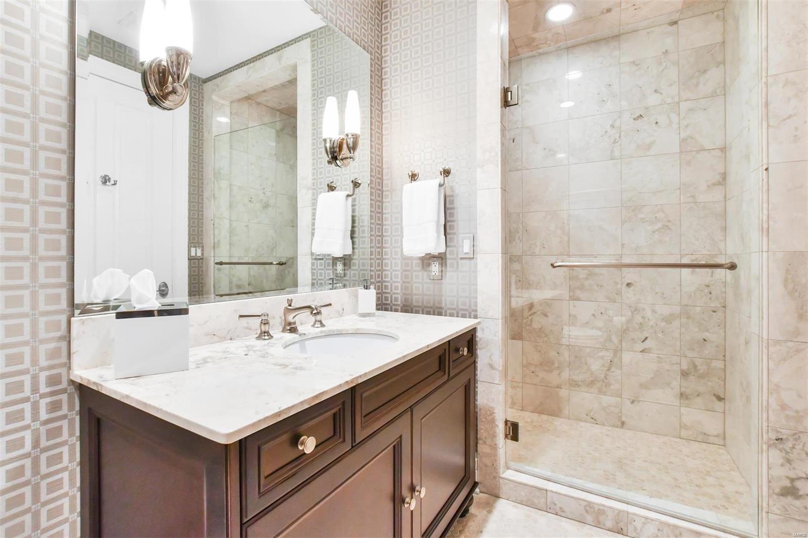 Plaza In Clayton A Condo The - Residential