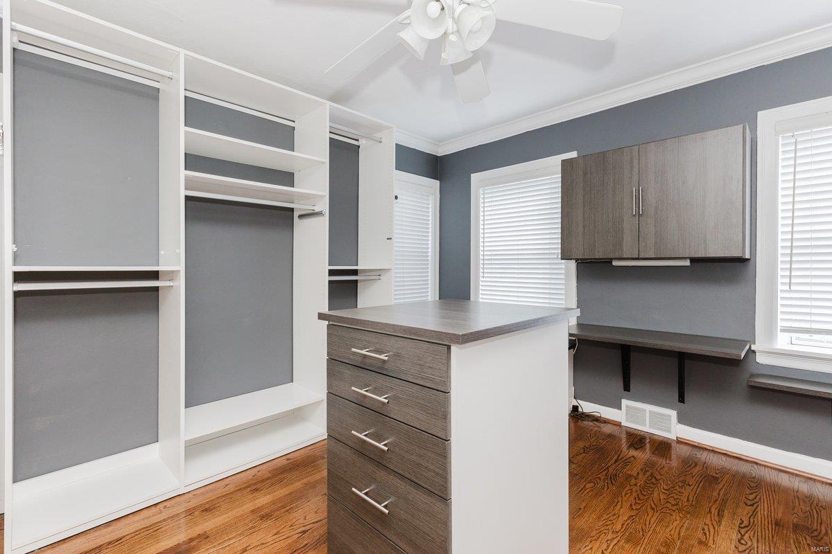 Davis Place - Residential