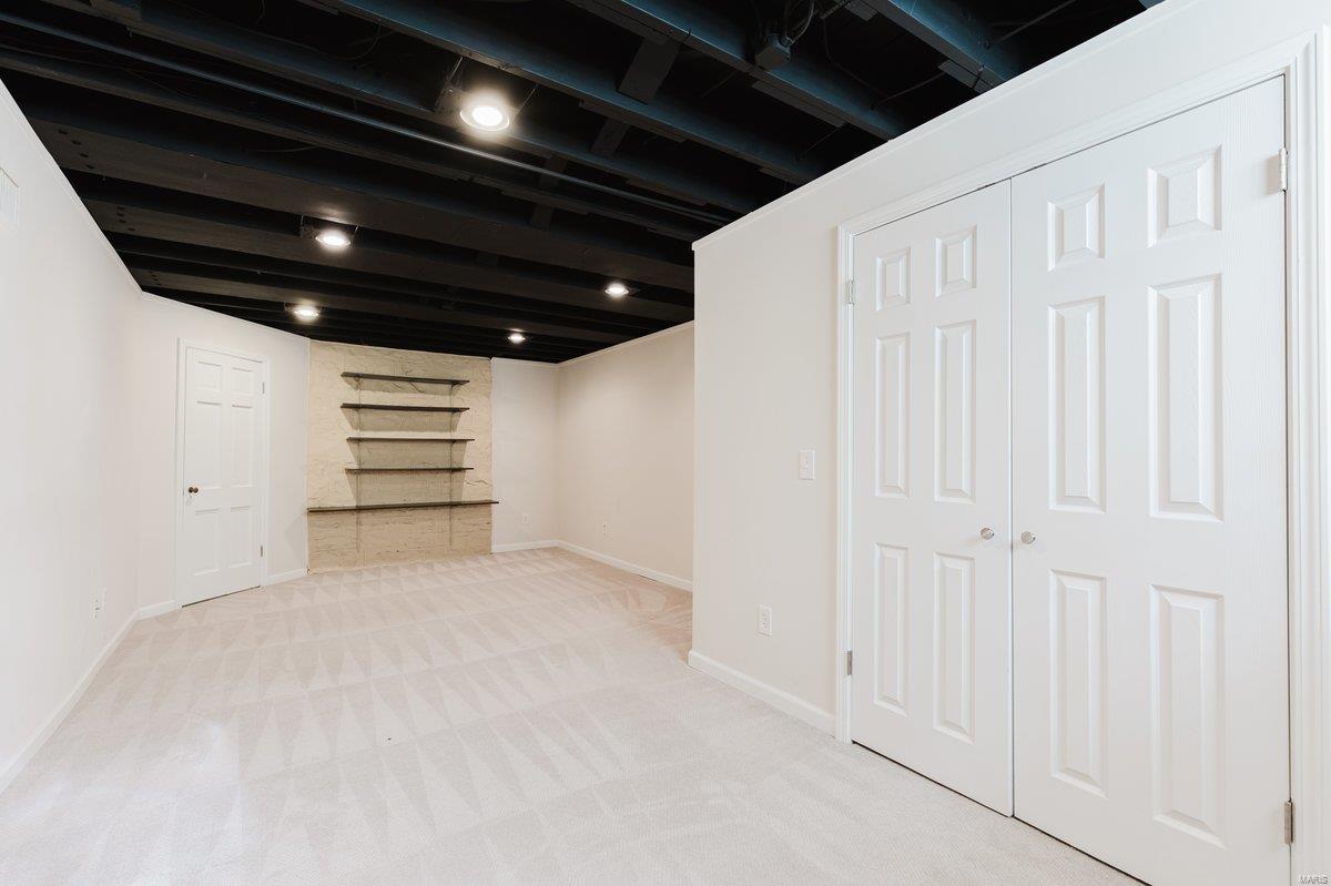 Davis Place - Residential