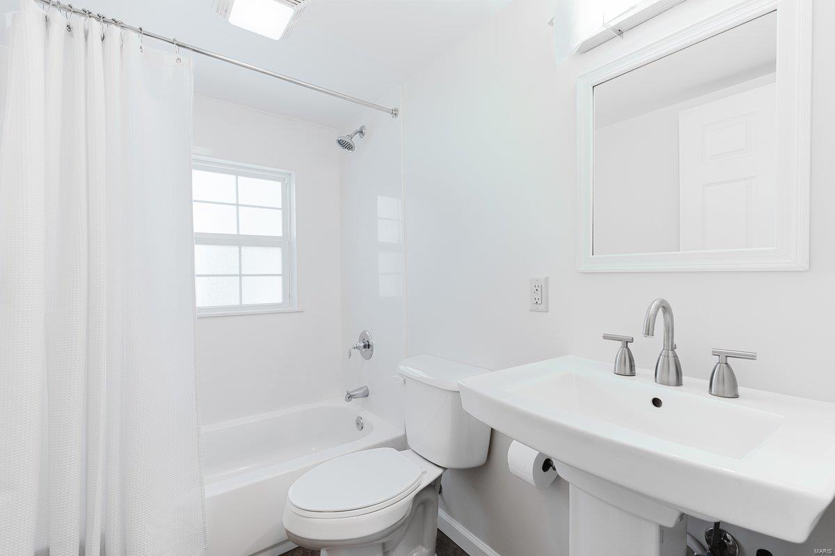 Davis Place - Residential